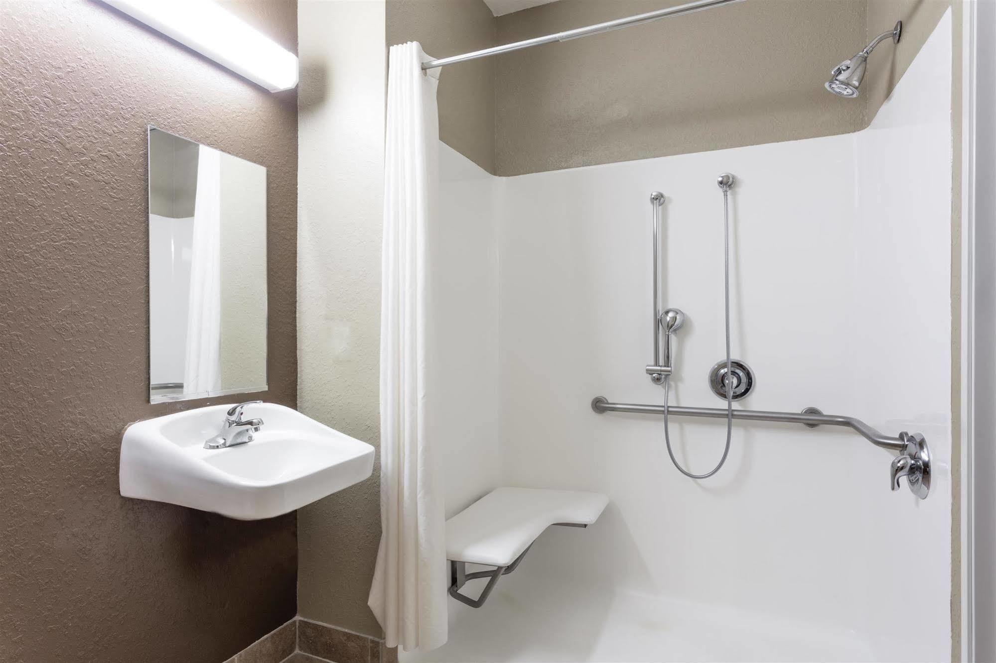 Microtel Inn & Suites By Wyndham Macon Exteriér fotografie