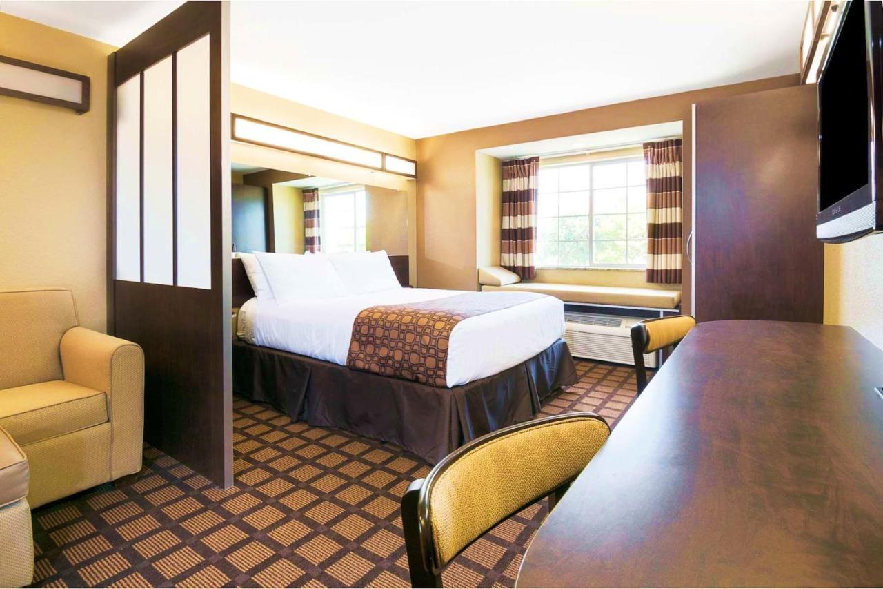 Microtel Inn & Suites By Wyndham Macon Exteriér fotografie